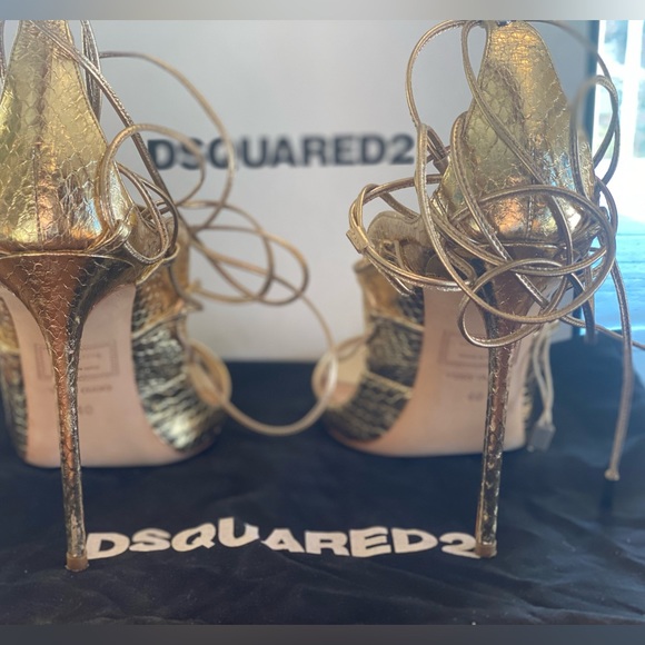DSquared2 Riri 120 heel sandal. Gold snake size 40 - Picture 8 of 8